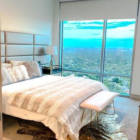 Medcenter Vacation Glasspad Skyline Views, 1 Free Prking Spot, Sleeps 4, Ask For Rental Car Option Houston Exterior photo