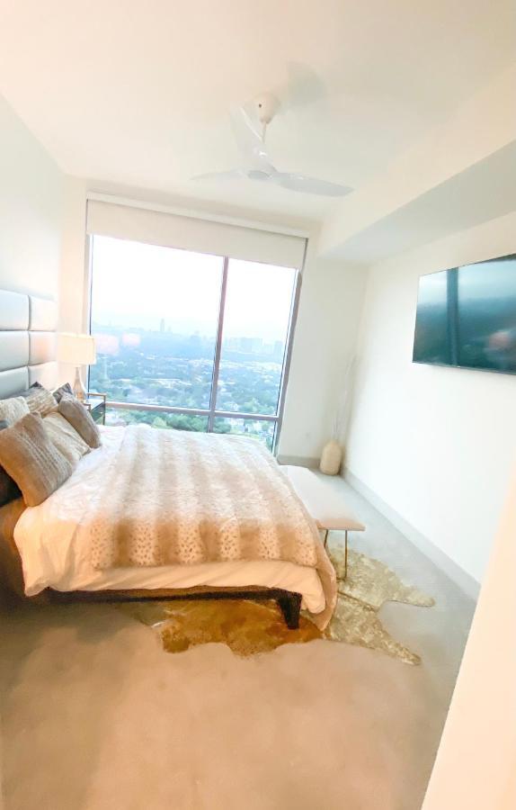Medcenter Vacation Glasspad Skyline Views, 1 Free Prking Spot, Sleeps 4, Ask For Rental Car Option Houston Exterior photo